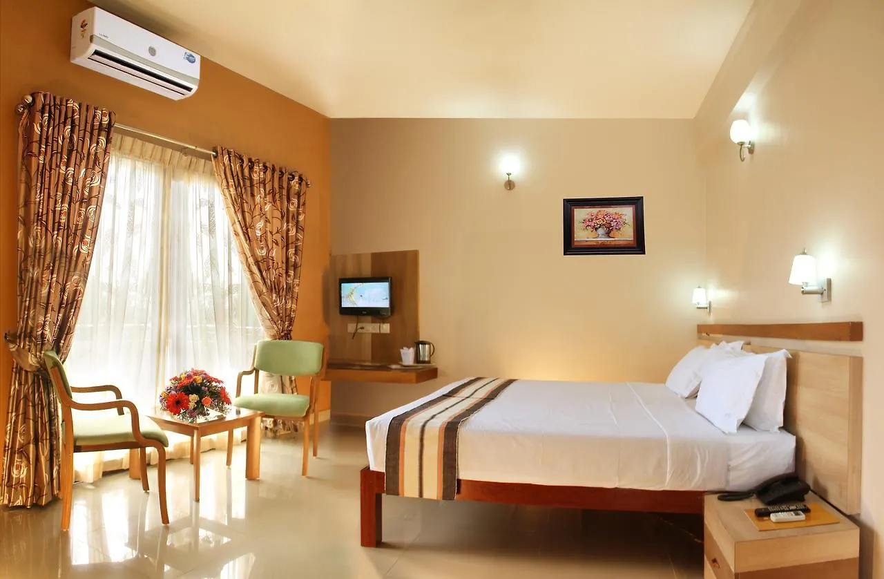 Hotel Polariz Parassinikkadavu