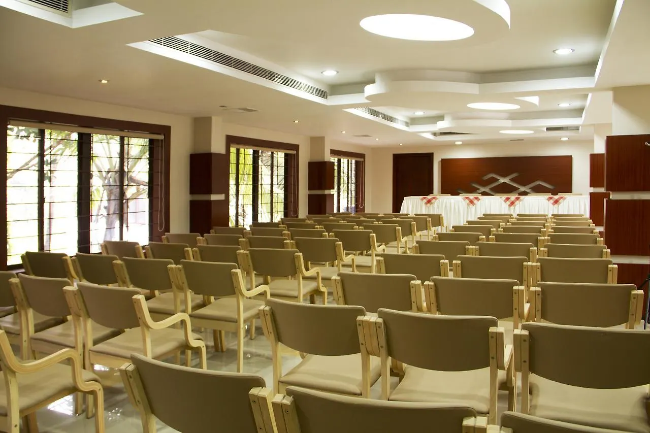 Hotel Polariz Parassinikkadavu